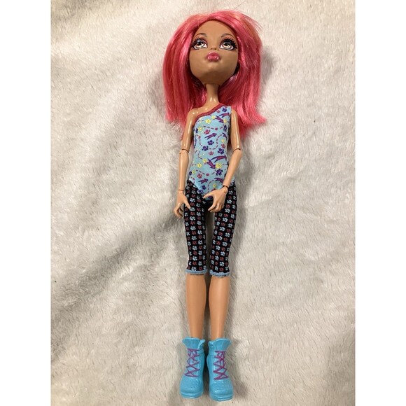 Monster High Doll  Howleen Wolf Dance Class with Outfit And Shoes 2011 - Picture 1 of 7